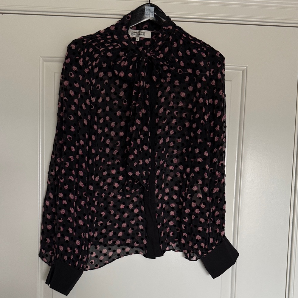 Diane Von Furstenberg Black and Pink Blouse